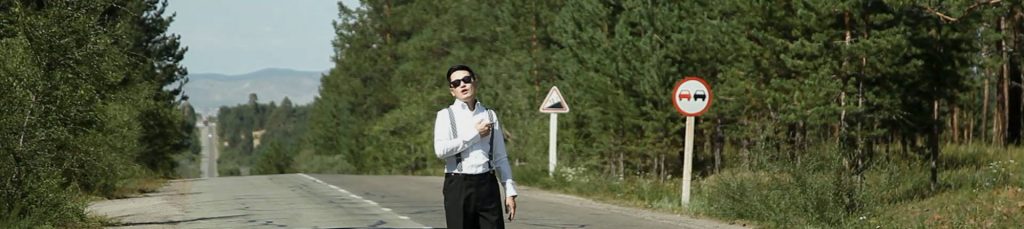 Дуучин Хүрэлээ “Энх өглөө” дууг зохиогчоос нь зөвшөөрөл аван дуулж, дүрсжүүлжээ